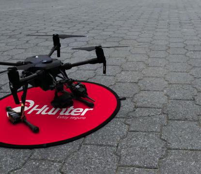 La firma adquirió  12 drones, que cuentan con equipos de localización y ubicación, así como con cámaras de alta resolución. Foto: Hunter
